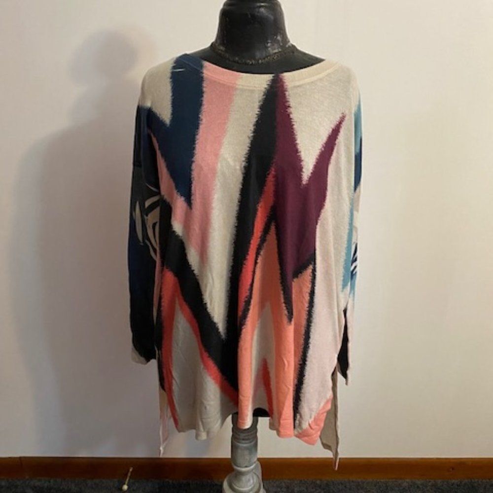 Enti Clothing asymmetrical mufti-color light weight sweater M